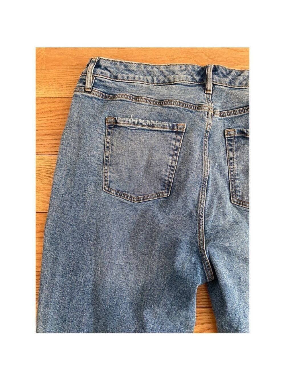 Joe Fresh Women’s Blue Distressed Straight Leg Jeans Size 18W - Picture 9 of 9